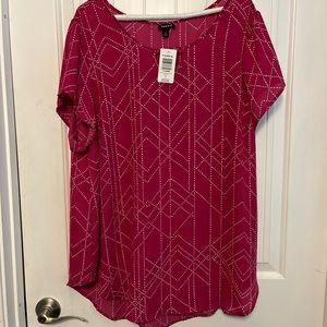 Torrid Raspberry Dot Keyhole Georgette Blouse Torrid Size 2 (2 X-Large)